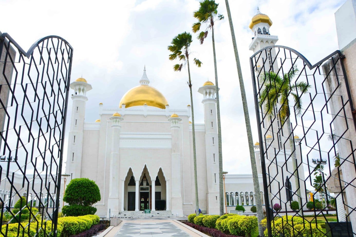 explore Brunei
