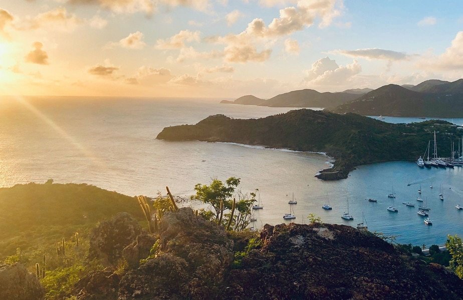 Explore Antigua and Barbuda With Joy!